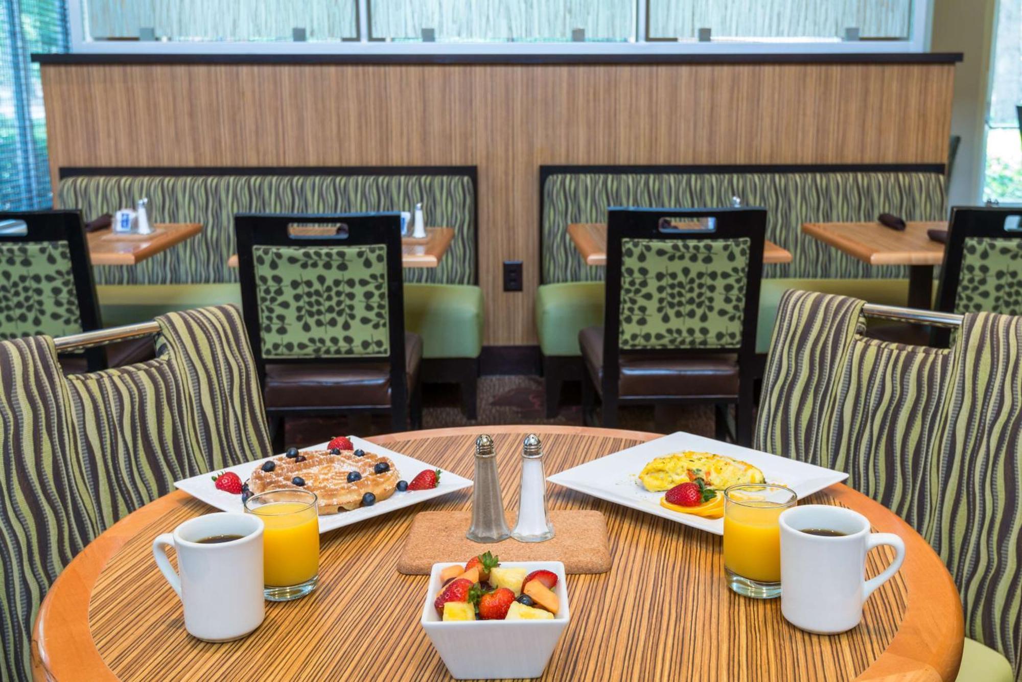 Hilton Garden Inn Atlanta North/Alpharetta Eksteriør bilde
